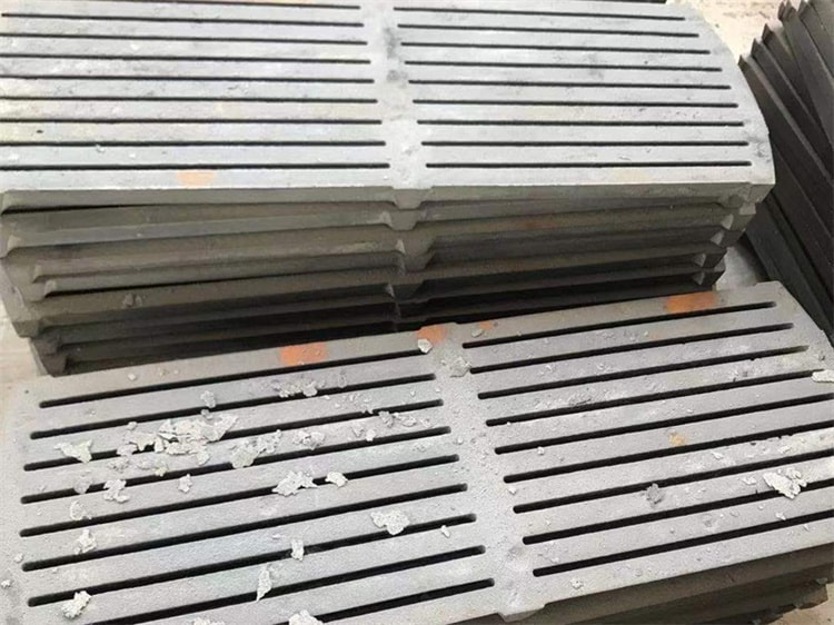 爐底（爐箅子）